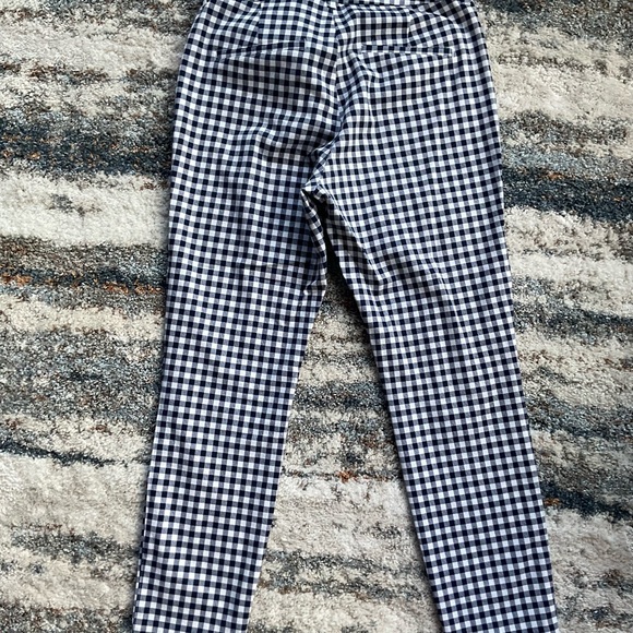 NWOT Old Navy slim pants - Picture 2 of 4